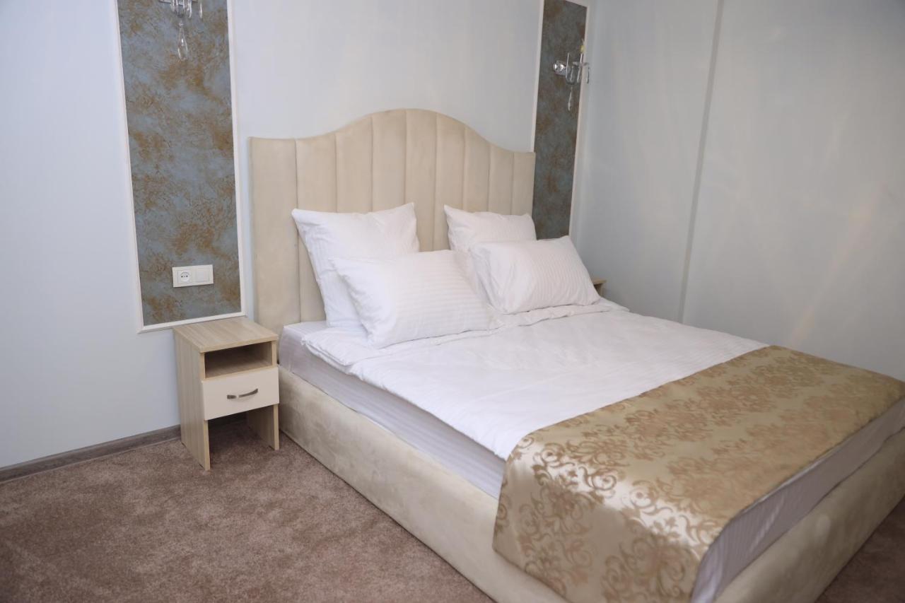 Delin Hotel And Tours Jerevan Eksteriør billede
