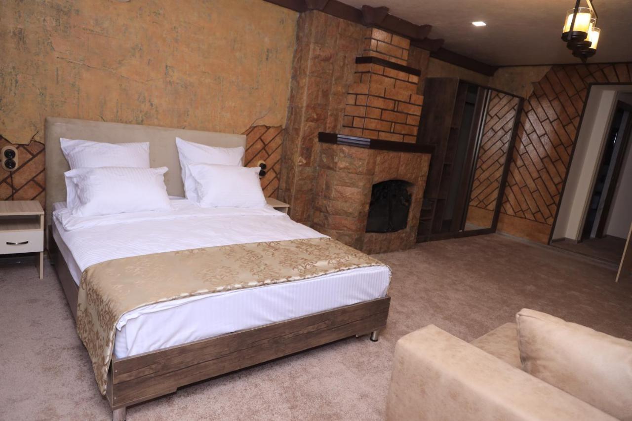 Delin Hotel And Tours Jerevan Eksteriør billede