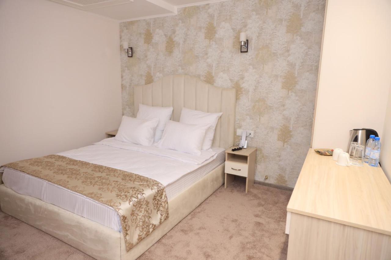 Delin Hotel And Tours Jerevan Eksteriør billede