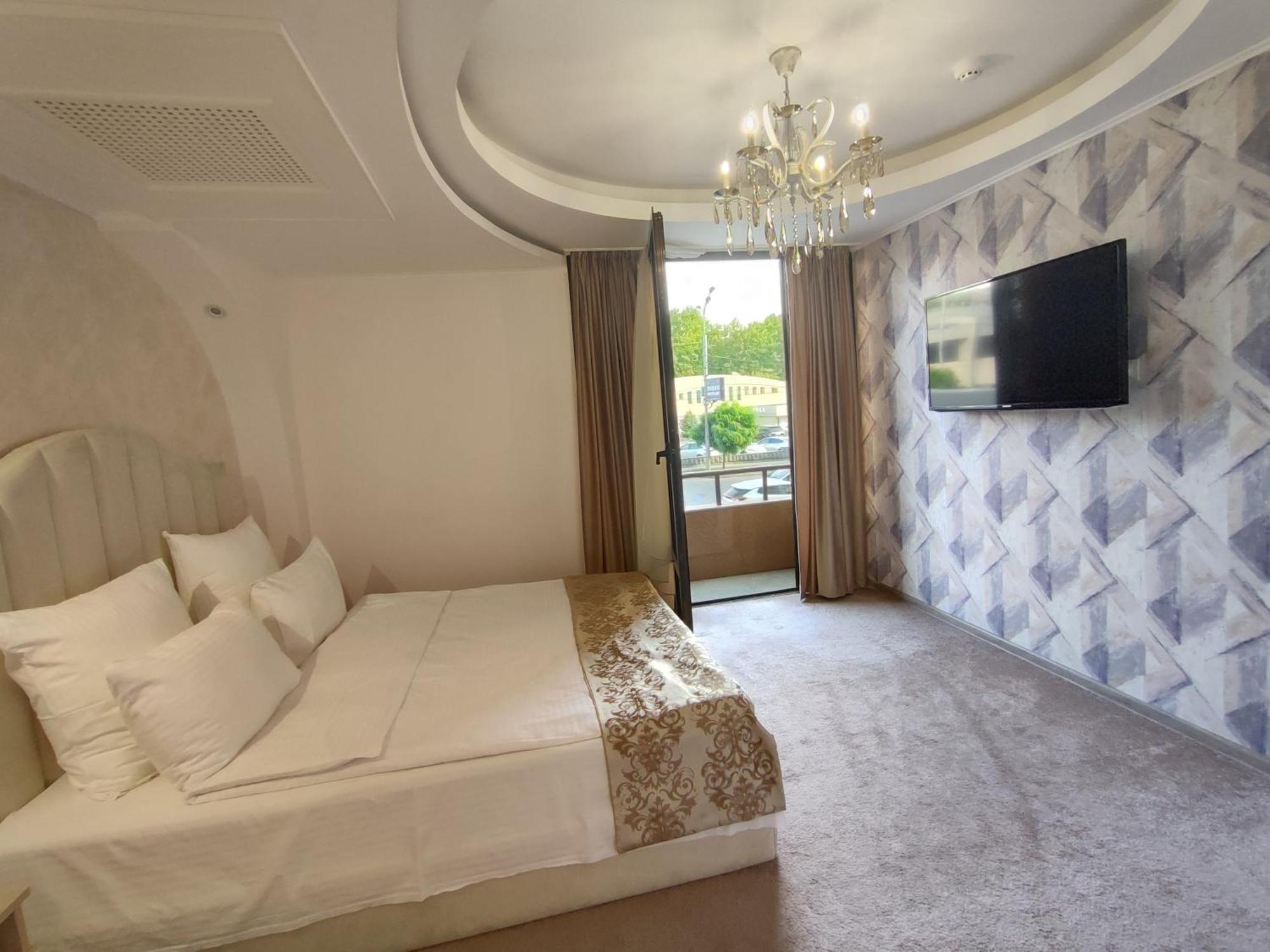 Delin Hotel And Tours Jerevan Eksteriør billede