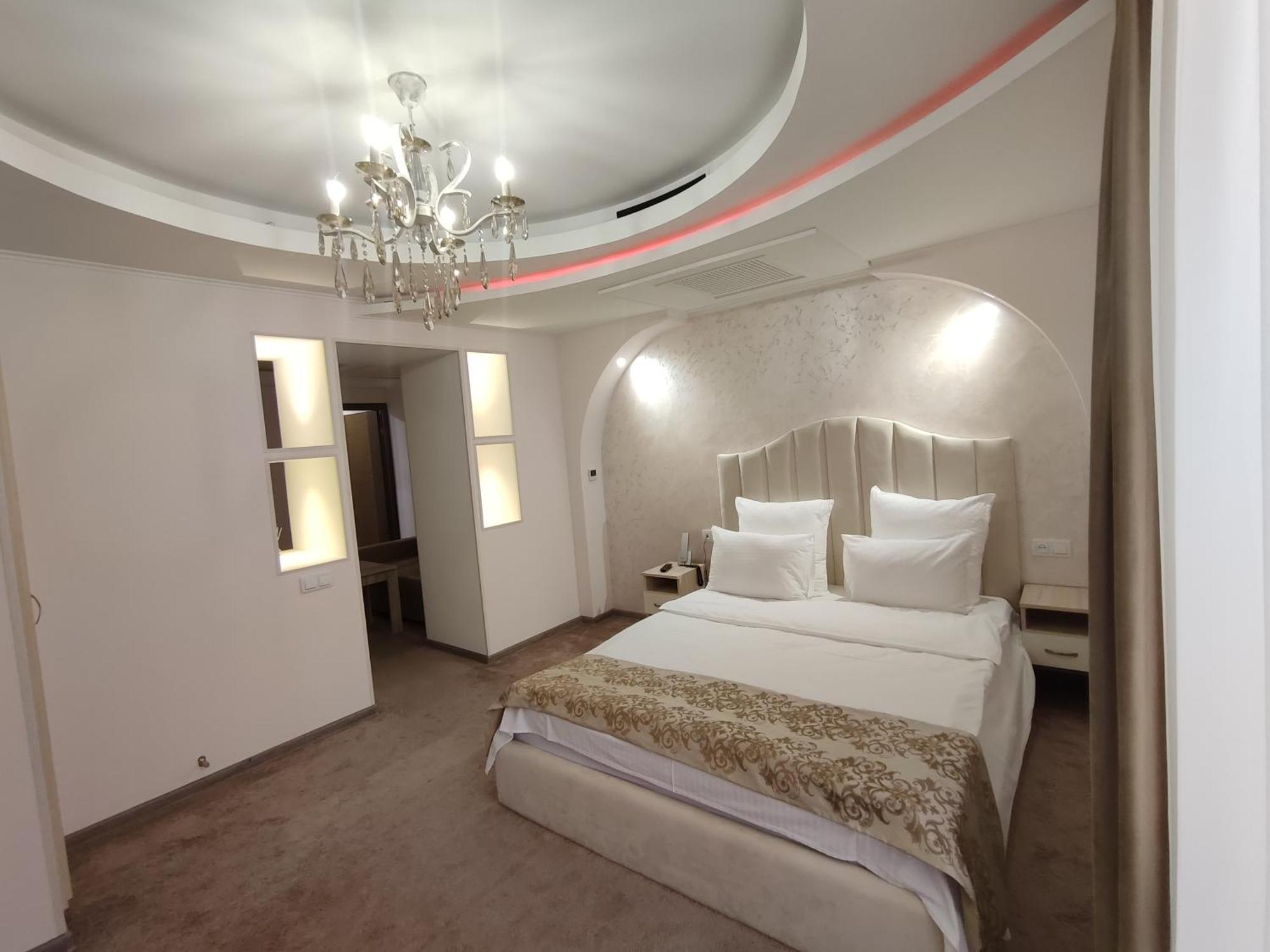 Delin Hotel And Tours Jerevan Eksteriør billede